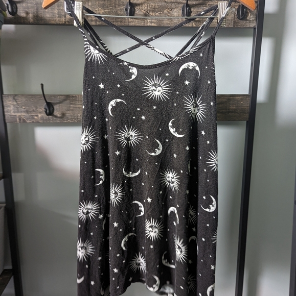 Hot Topic Tops - Celestial moon sun criss cross tank top Hot Topic size L black